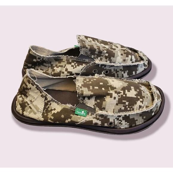 Sanuk Vagabond Slip On Canvas Sidewalk Surfers Shoes Size 5 US Digital Camo - Picture 2 of 8
